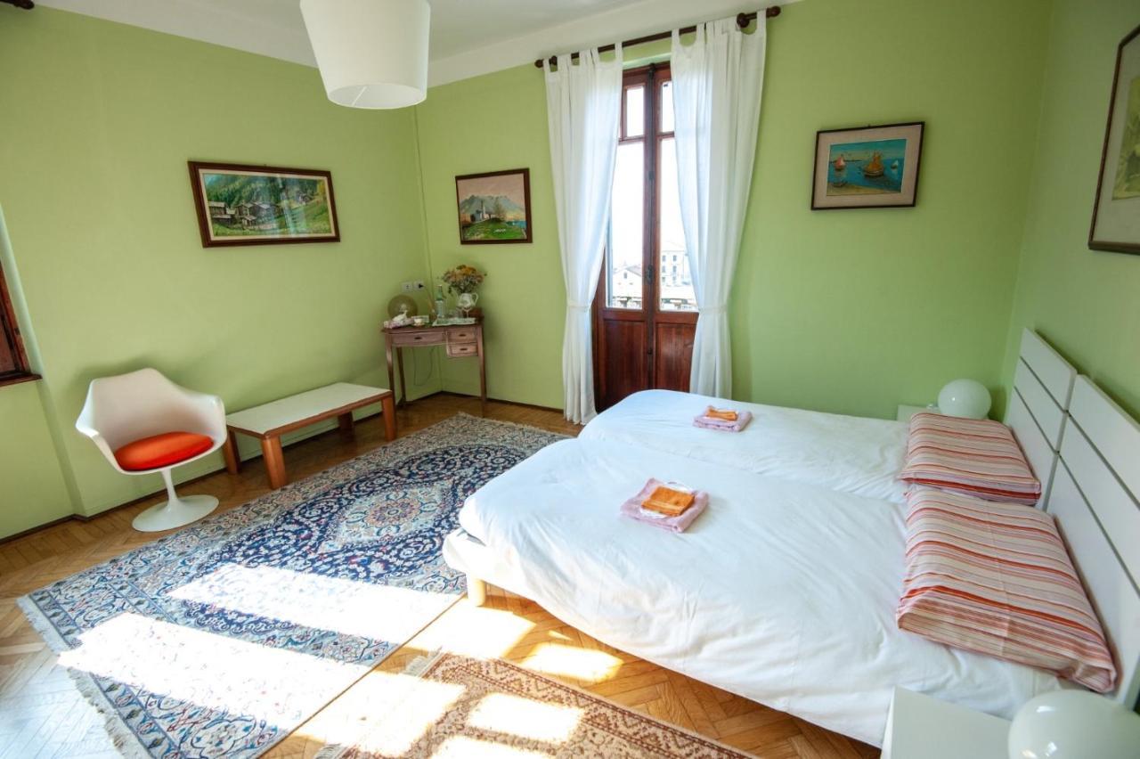 Bed and Breakfast Il Motto Di Tommy Castelveccana Exterior foto