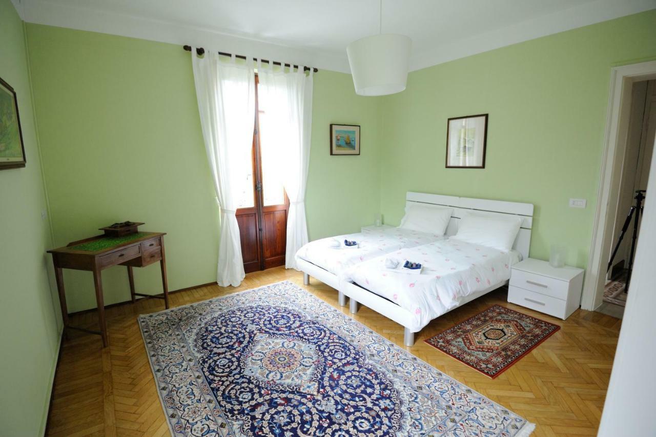 Bed and Breakfast Il Motto Di Tommy Castelveccana Exterior foto